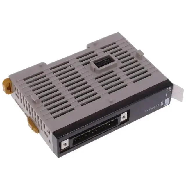 CPM2C-8ET1C Image